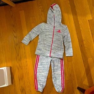 Toddler girl velour adidas tracksuit size 5.